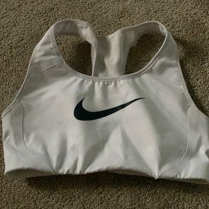 white nike sports bra!!!